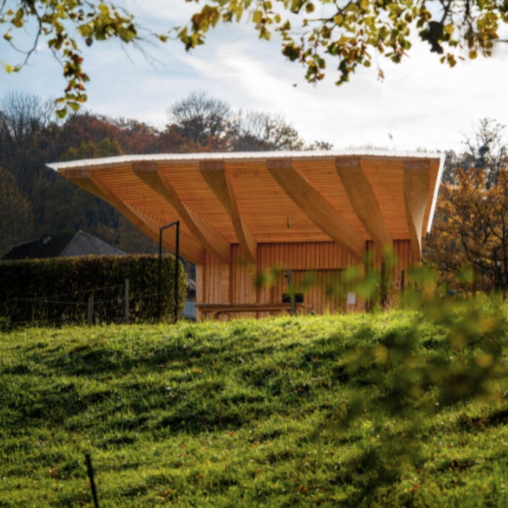 Arquitectura premiada: El Pabellón de Preparados y la Casa de las abejas