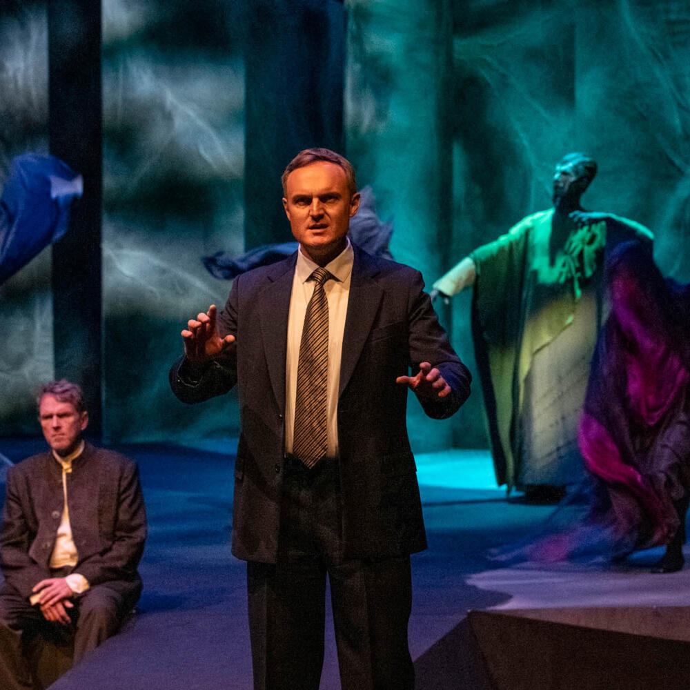 Weltenmitternacht auf sechs Metern Höhe