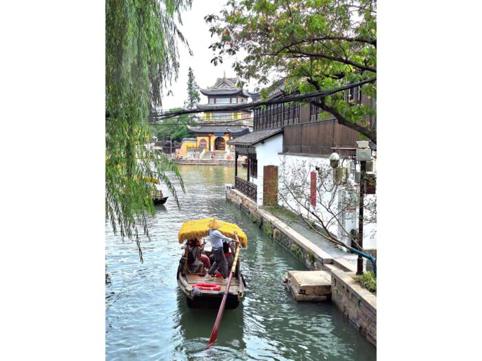 Швабский хореограф, путешествующий по Китаю