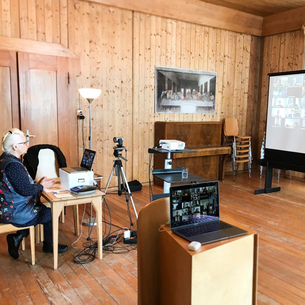 Étudier l'anthroposophie en ligne en connexion avec le monde