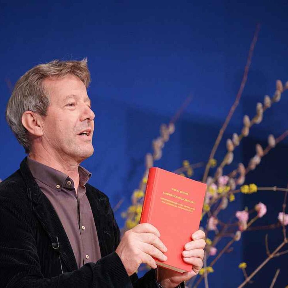 Buchvernissage: Landwirtschaftlicher Kurs: Die Neuherausgabe ist da!