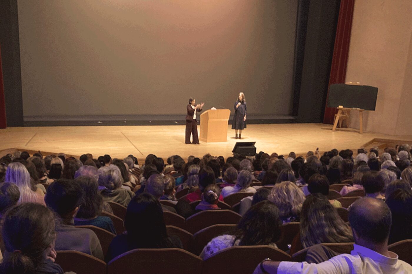 «100 Years of Steiner Waldorf Early Childhood» with Paula Levy, a founding member of the Brazilian «Faculdade Rudolf Steiner» and a trainer of kindergarten teachers (Constanza Kaliks, Head of the Pedagogical Section provides a consecutive translation), and ...