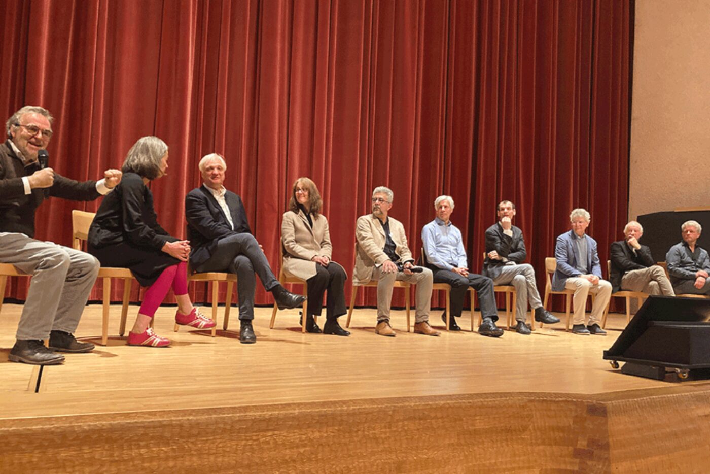 The section leaders at the School of Spiritual Science at the Goetheanum provided a fascinating insight into their work. (Photo: PädSek/GG)